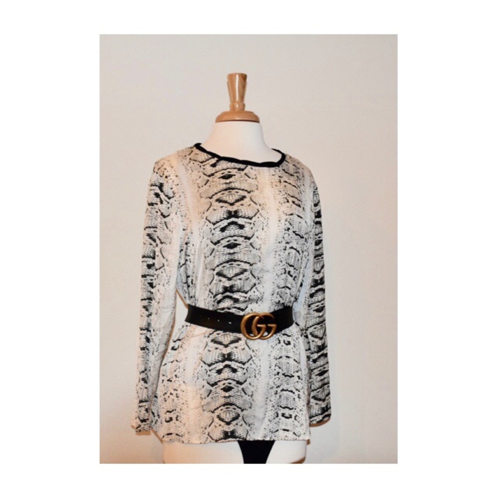 Zara Snakeskin print Top